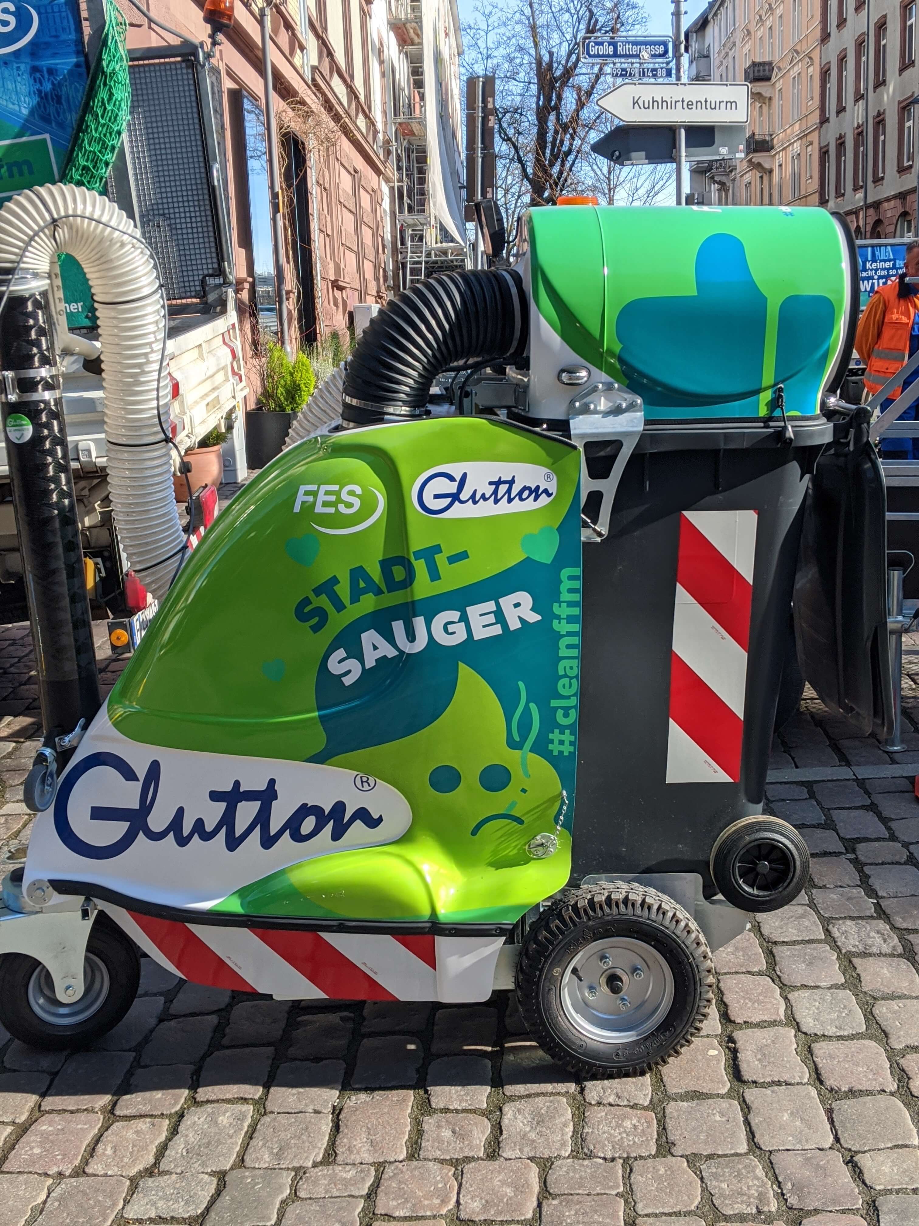 Foto: Nahaufname des Stadtsaugers Glutton 